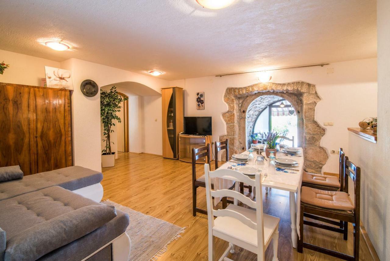 Apartmani Marija 말린스카 외부 사진